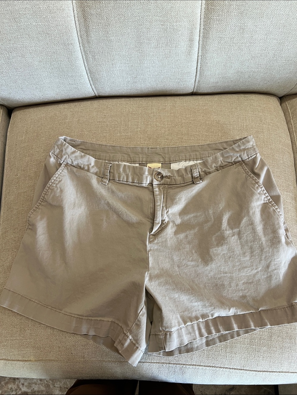 Women’s Faded Glory Casual Tan Shorts - Comfortable Everyday Style